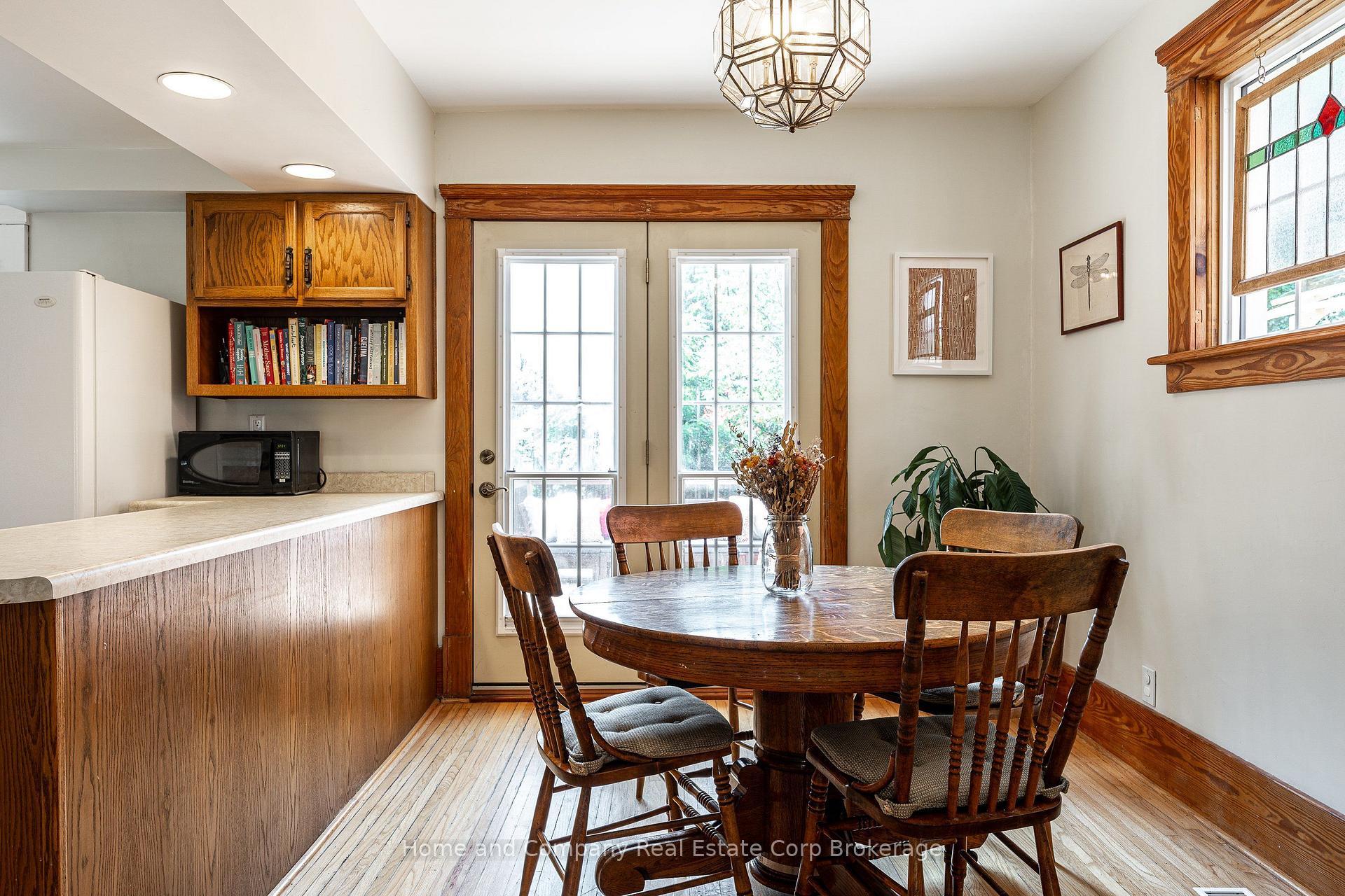 Photo 8 of 19 Youngs Street, Stratford — HOMEH
