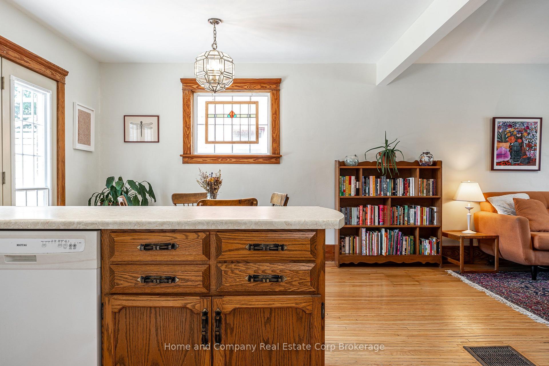 Photo 13 of 19 Youngs Street, Stratford — HOMEH