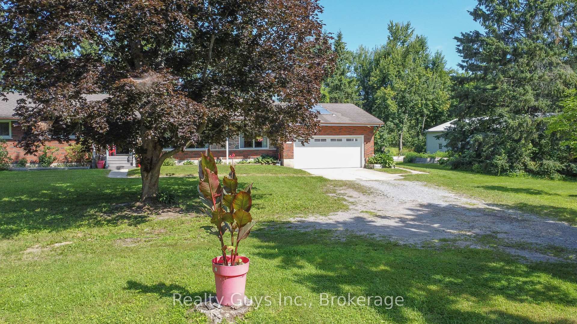 Photo 5 of 2356 Deer Bay Road, Selwyn — HOMEH
