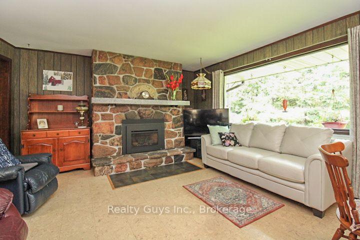 Photo 27 of 2356 Deer Bay Road, Selwyn — HOMEH