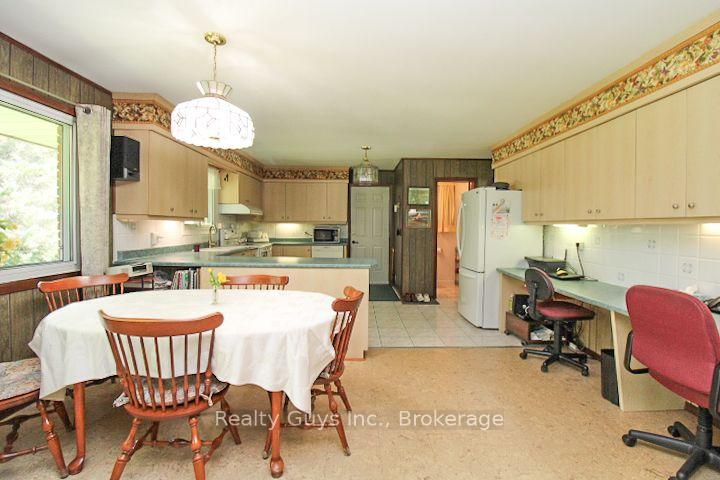 Photo 29 of 2356 Deer Bay Road, Selwyn — HOMEH