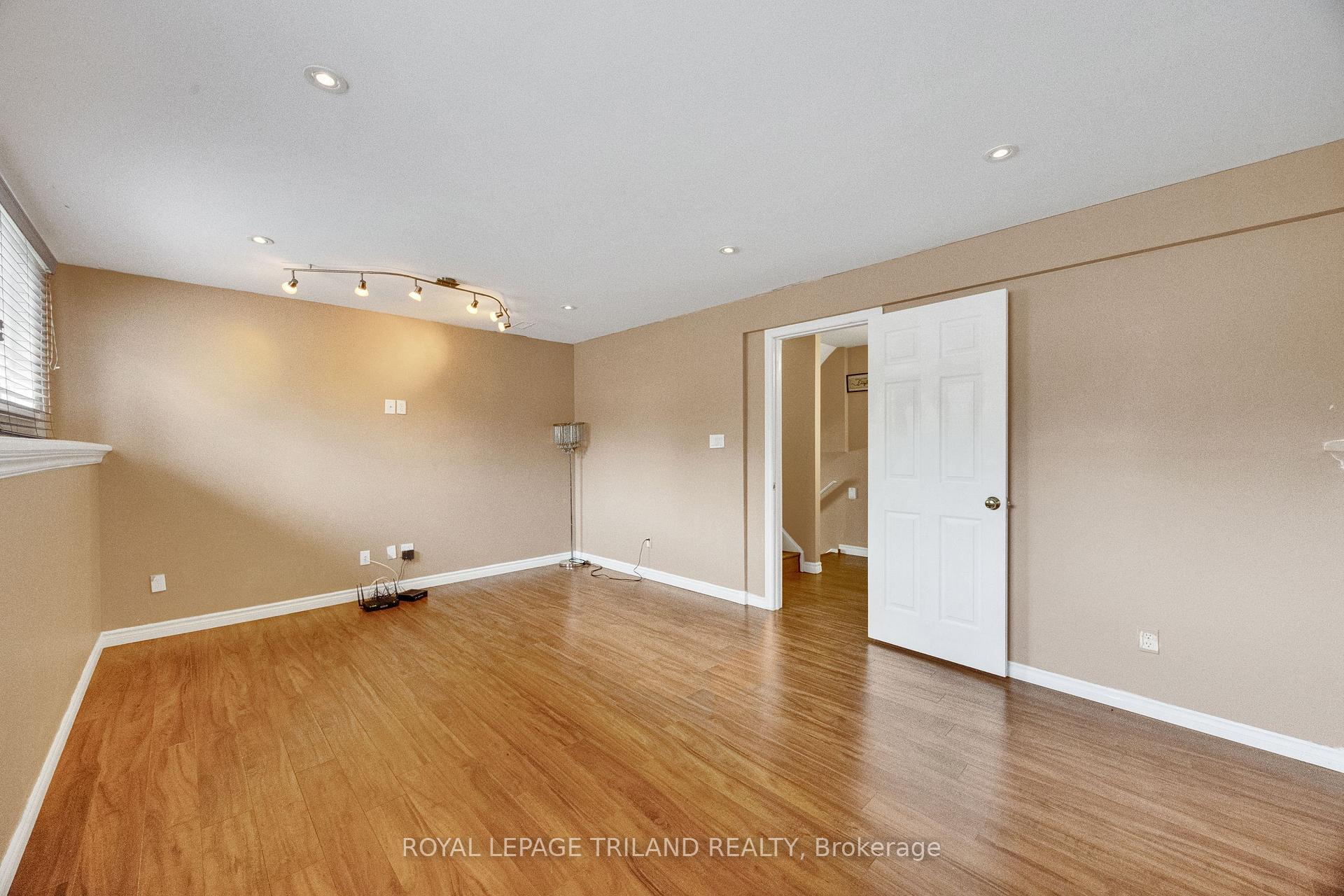 Photo 31 of 78 Loggers Grove, London, East P — HOMEH