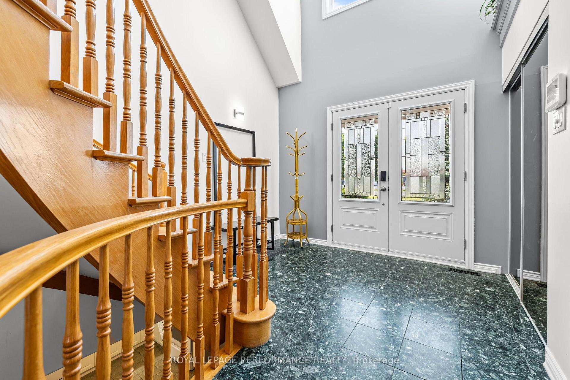 Photo 9 of 1436 Notre Dame Street, Russell, Russell Twp — HOMEH