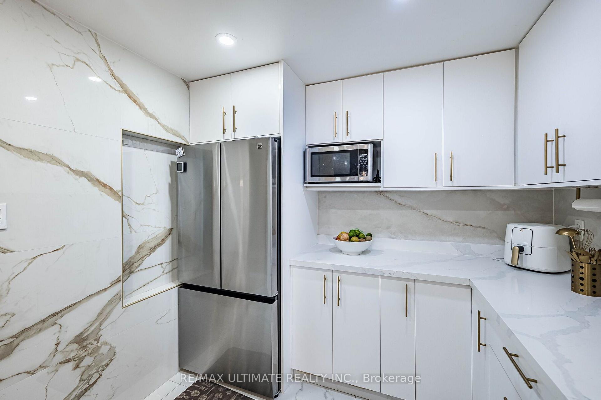 Photo 17 of Unit 208, 238 Albion Road, Etobicoke, Elms-Old Rexdale — HOMEH