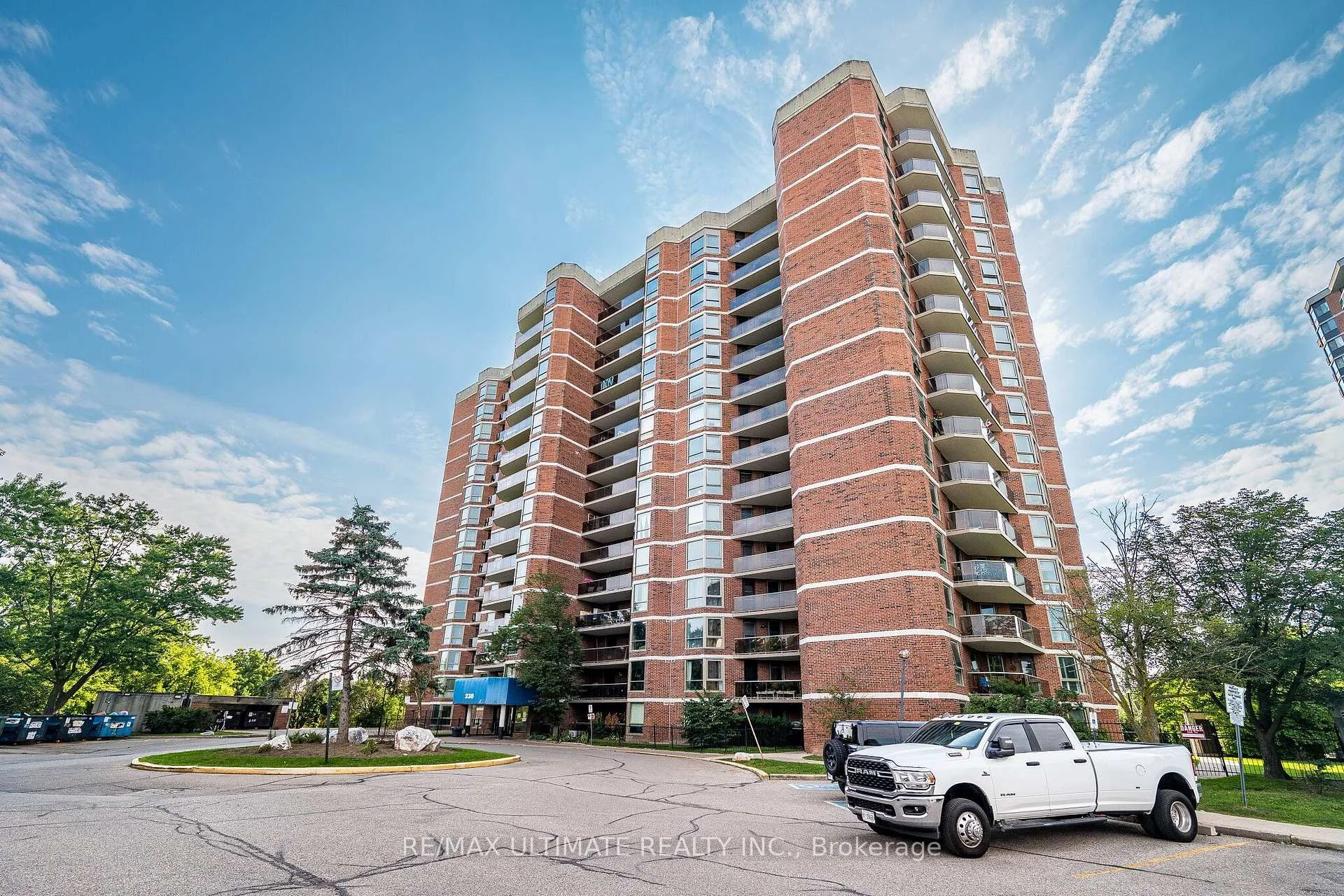 Photo 4 of Unit 208, 238 Albion Road, Etobicoke, Elms-Old Rexdale — HOMEH