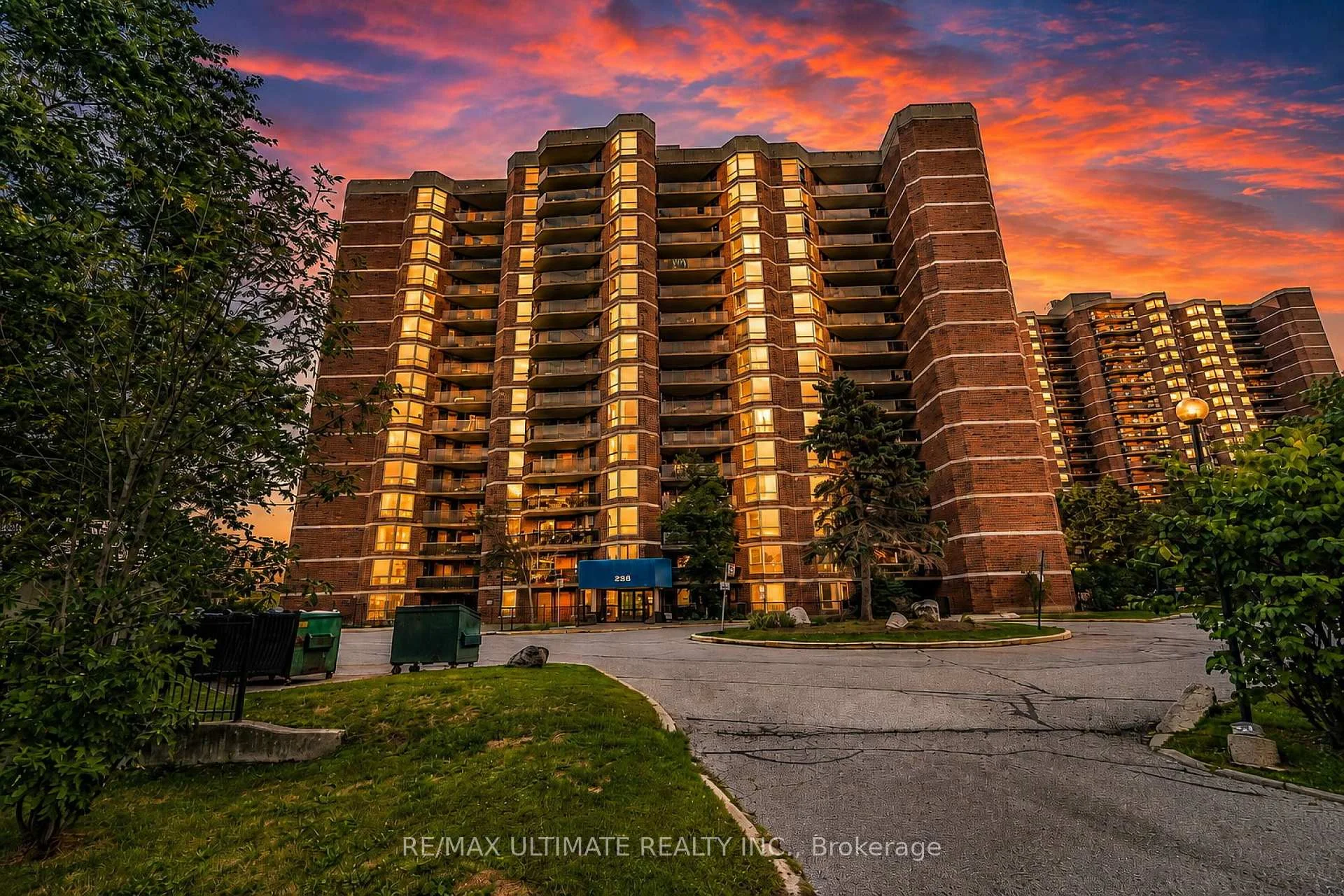 Photo 5 of Unit 208, 238 Albion Road, Etobicoke, Elms-Old Rexdale — HOMEH