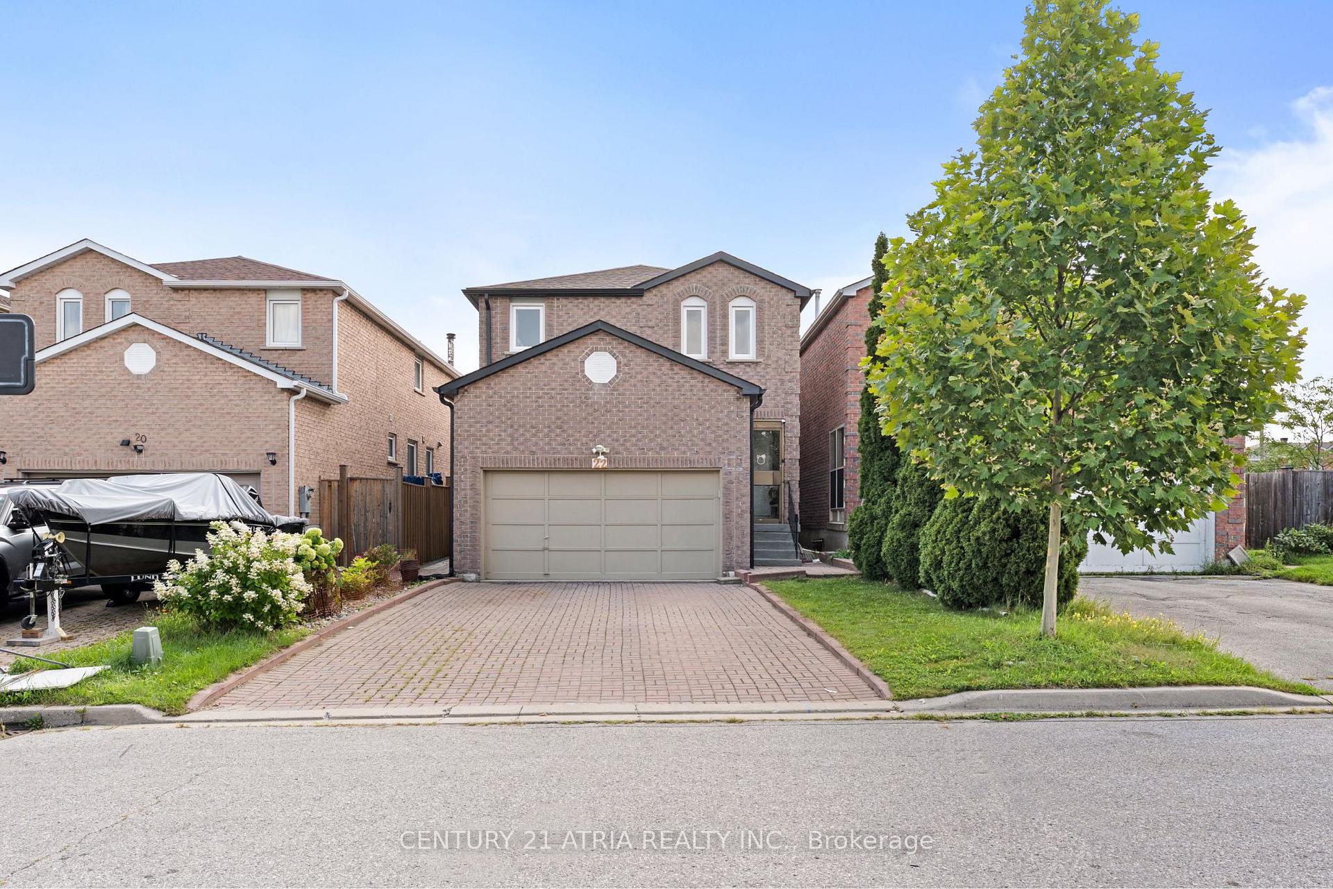 Photo 2 of 22 Ketchum Crescent, Markham, Middlefield — HOMEH