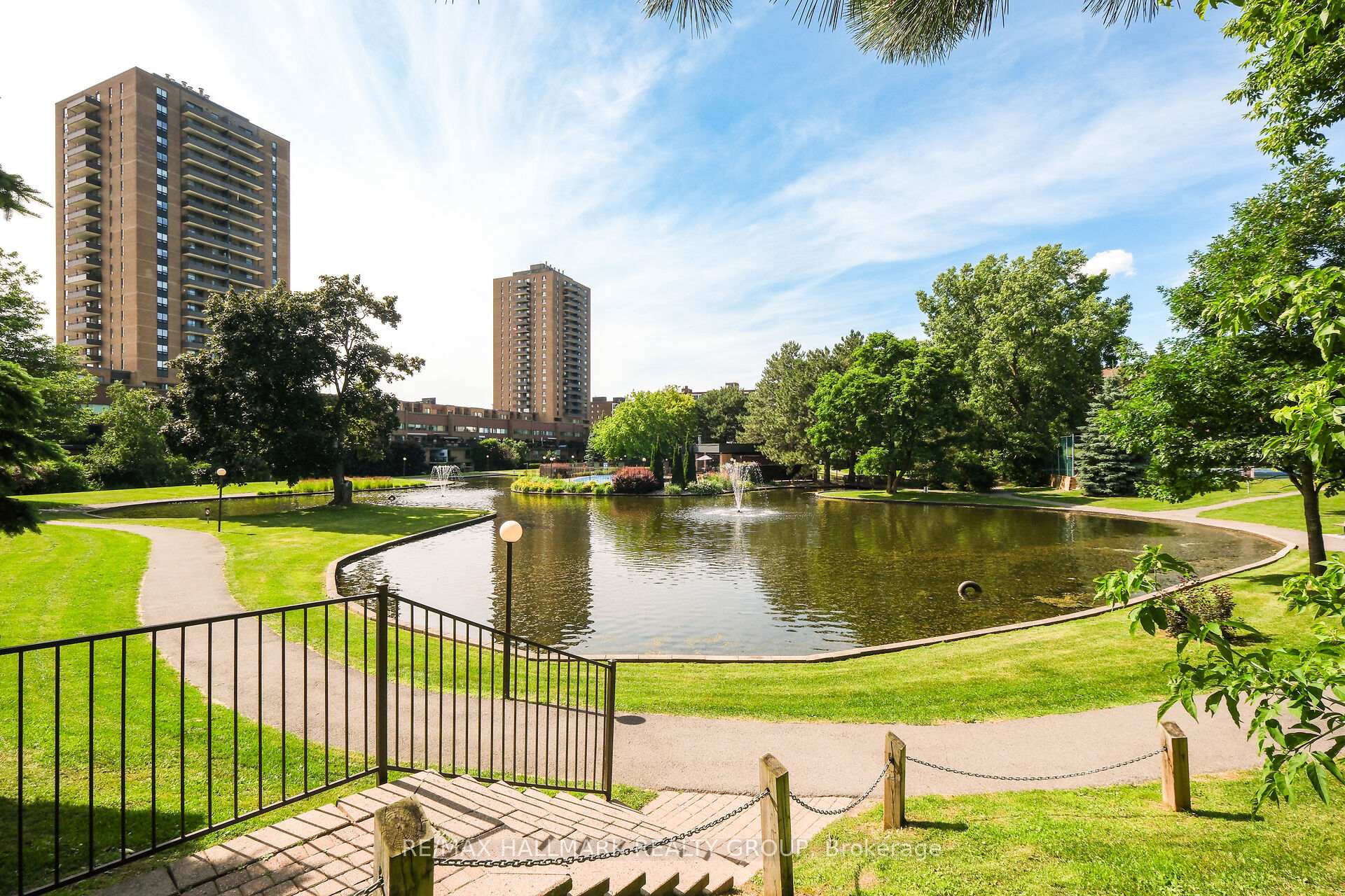 Photo 21 of Unit 102, 280 Brittany Drive, Ottawa, Viscount Alexander Park — HOMEH