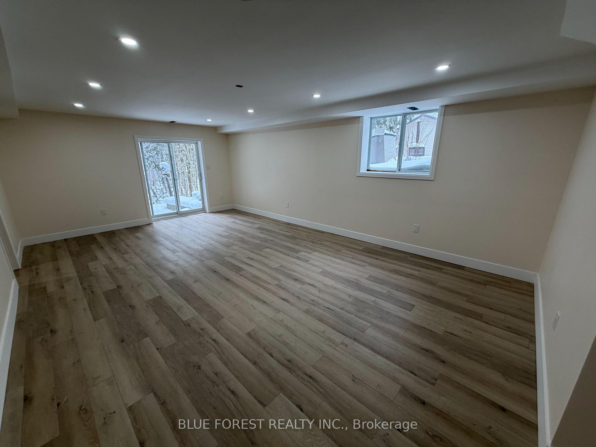 Photo 5 of 370 Jonathan Street, London, South J — HOMEH