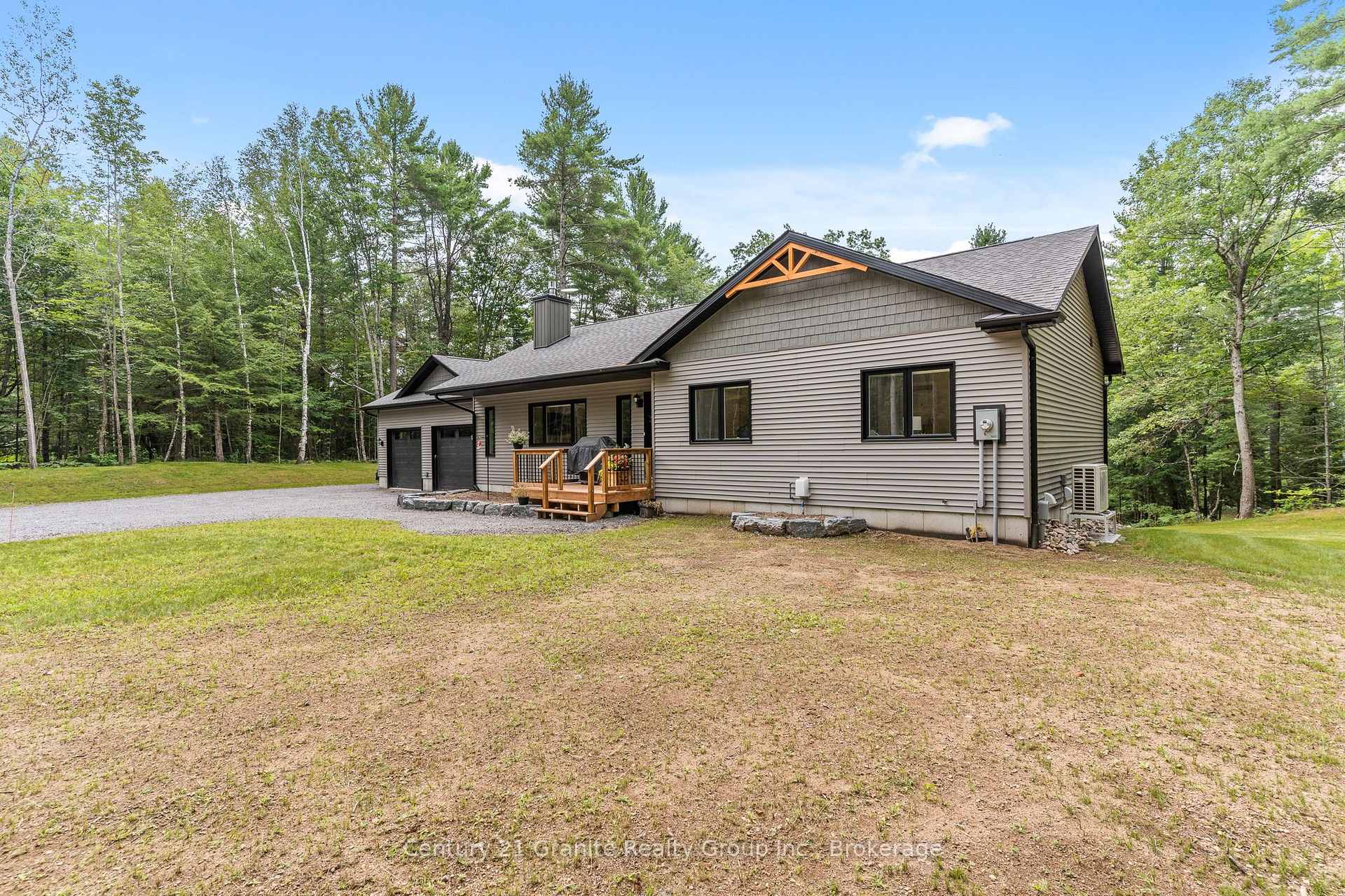Photo 7 of 1097 Hawk Valley Road, Algonquin Highlands, Stanhope — HOMEH