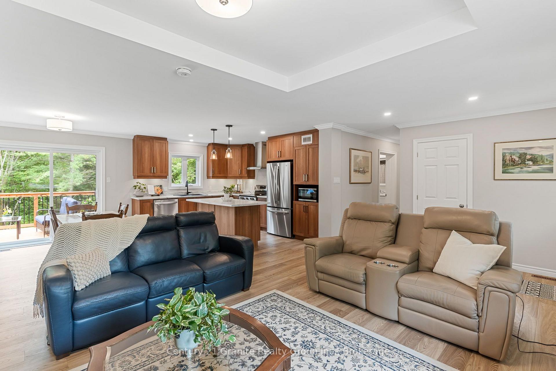 Photo 13 of 1097 Hawk Valley Road, Algonquin Highlands, Stanhope — HOMEH