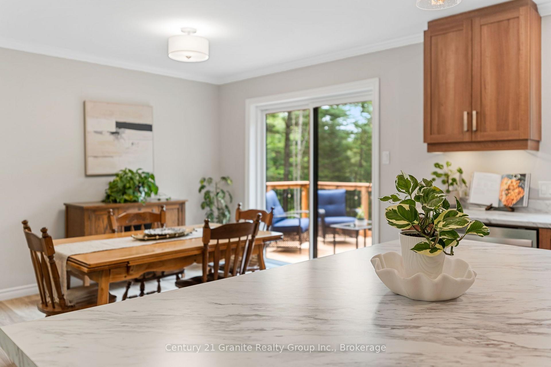 Photo 16 of 1097 Hawk Valley Road, Algonquin Highlands, Stanhope — HOMEH