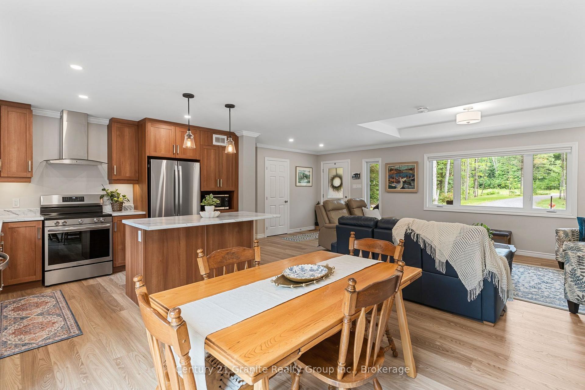 Photo 21 of 1097 Hawk Valley Road, Algonquin Highlands, Stanhope — HOMEH