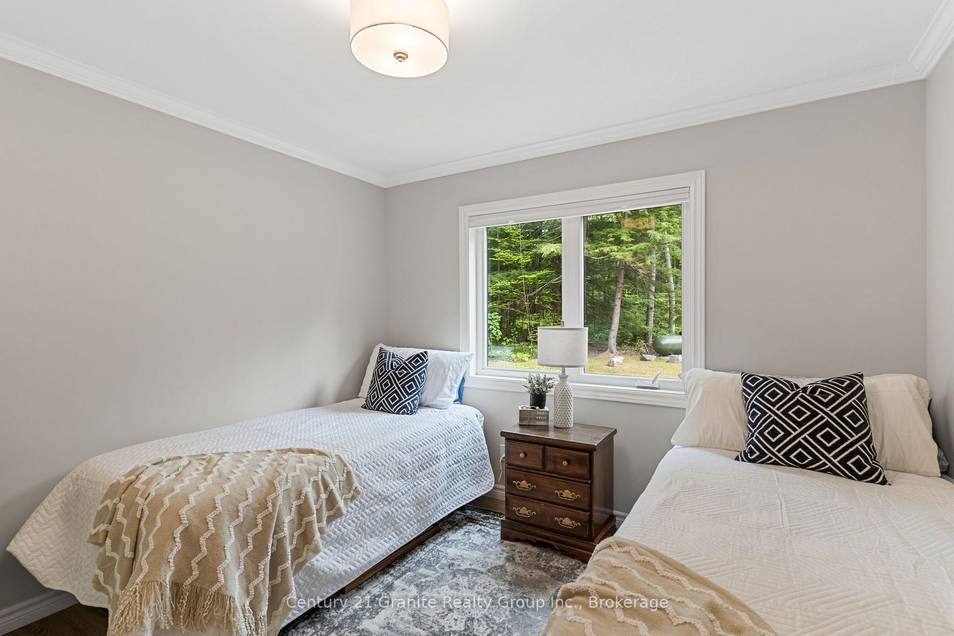 Photo 28 of 1097 Hawk Valley Road, Algonquin Highlands, Stanhope — HOMEH