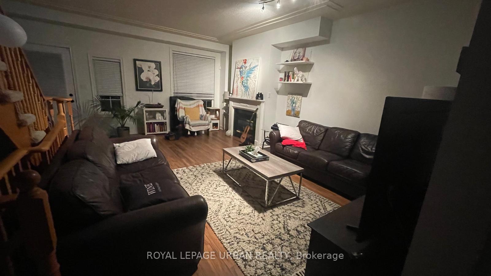 Photo 2 of Unit 47, 10 Post Oak Drive, Richmond Hill, Jefferson — HOMEH