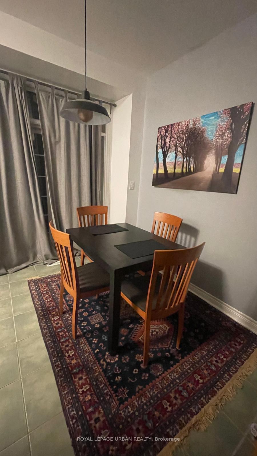 Photo 4 of Unit 47, 10 Post Oak Drive, Richmond Hill, Jefferson — HOMEH