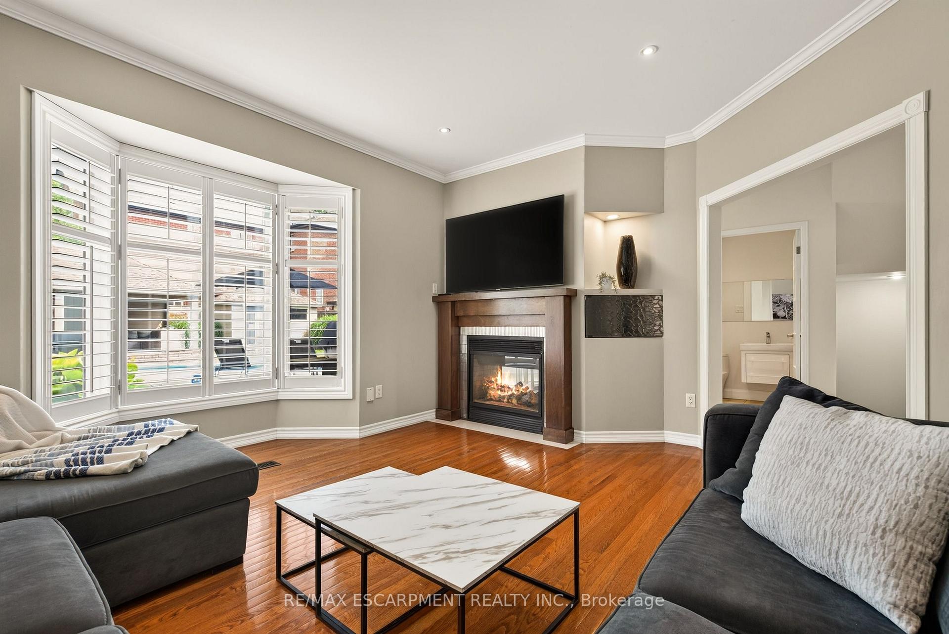Photo 12 of 150 Davidson Boulevard, Hamilton, Dundas — HOMEH