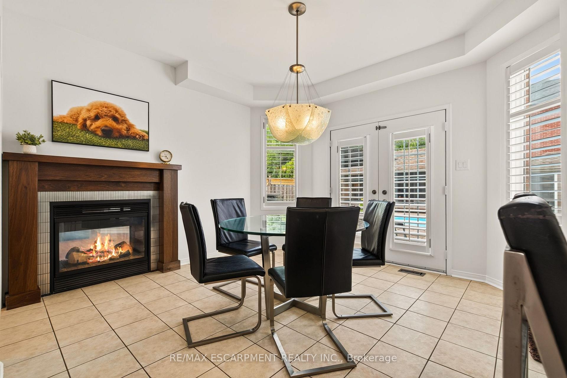 Photo 13 of 150 Davidson Boulevard, Hamilton, Dundas — HOMEH