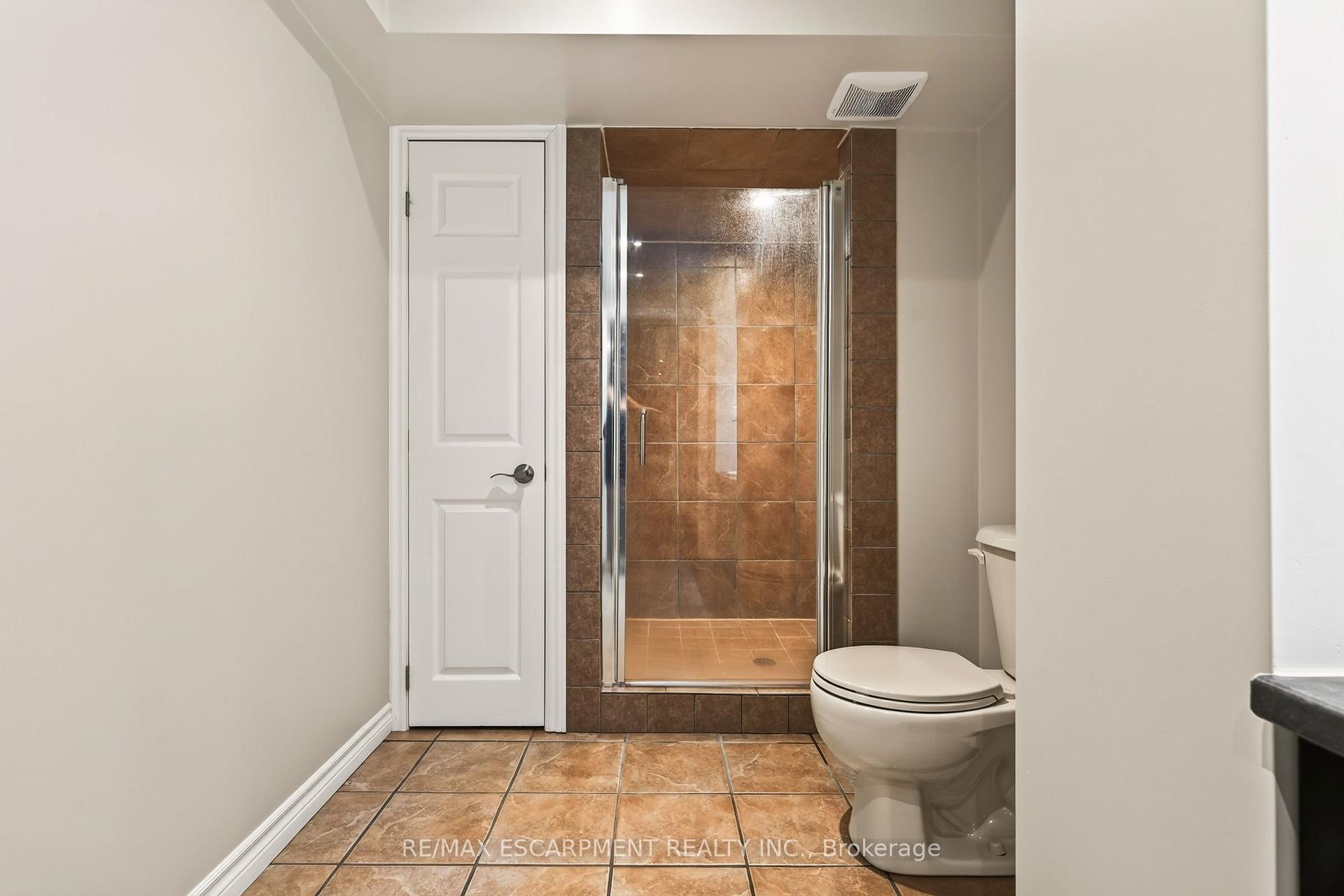 Photo 38 of 150 Davidson Boulevard, Hamilton, Dundas — HOMEH