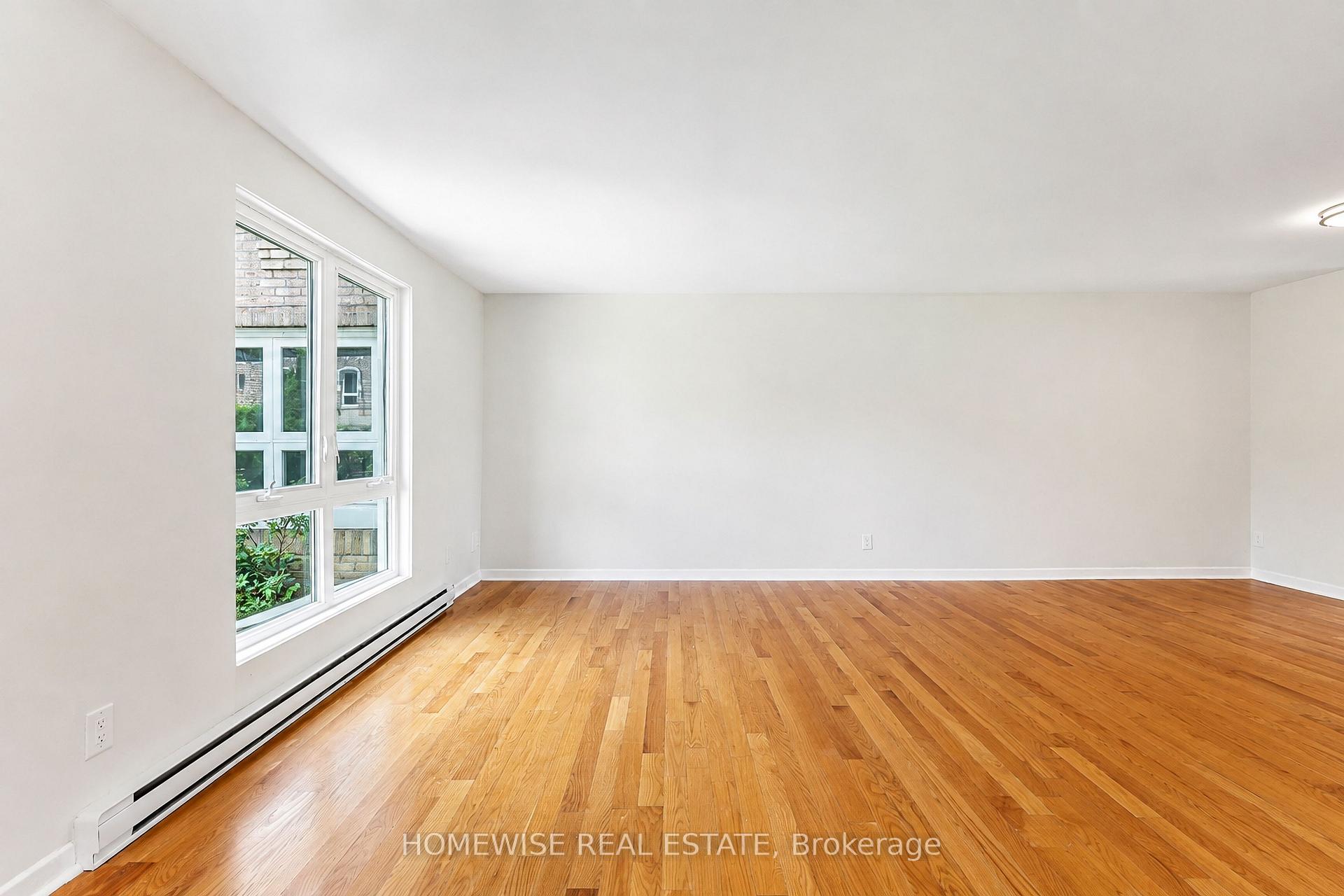 Photo 5 of Unit 33, 1400 Winding Trail, Mississauga, Applewood — HOMEH