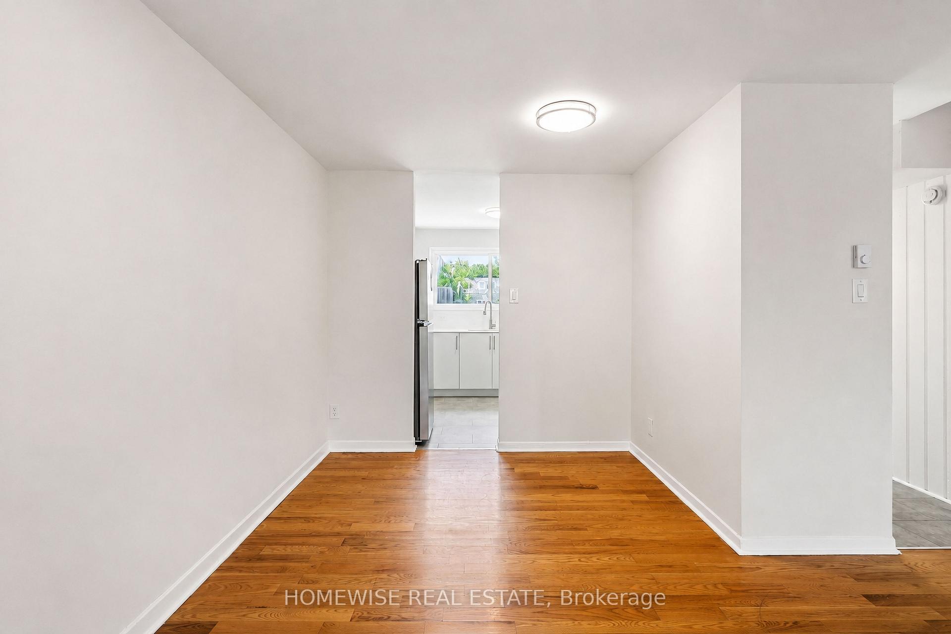 Photo 9 of Unit 33, 1400 Winding Trail, Mississauga, Applewood — HOMEH