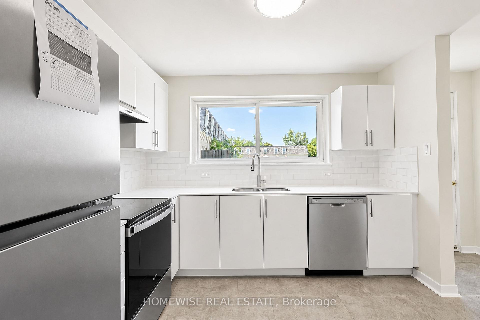 Photo 11 of Unit 33, 1400 Winding Trail, Mississauga, Applewood — HOMEH