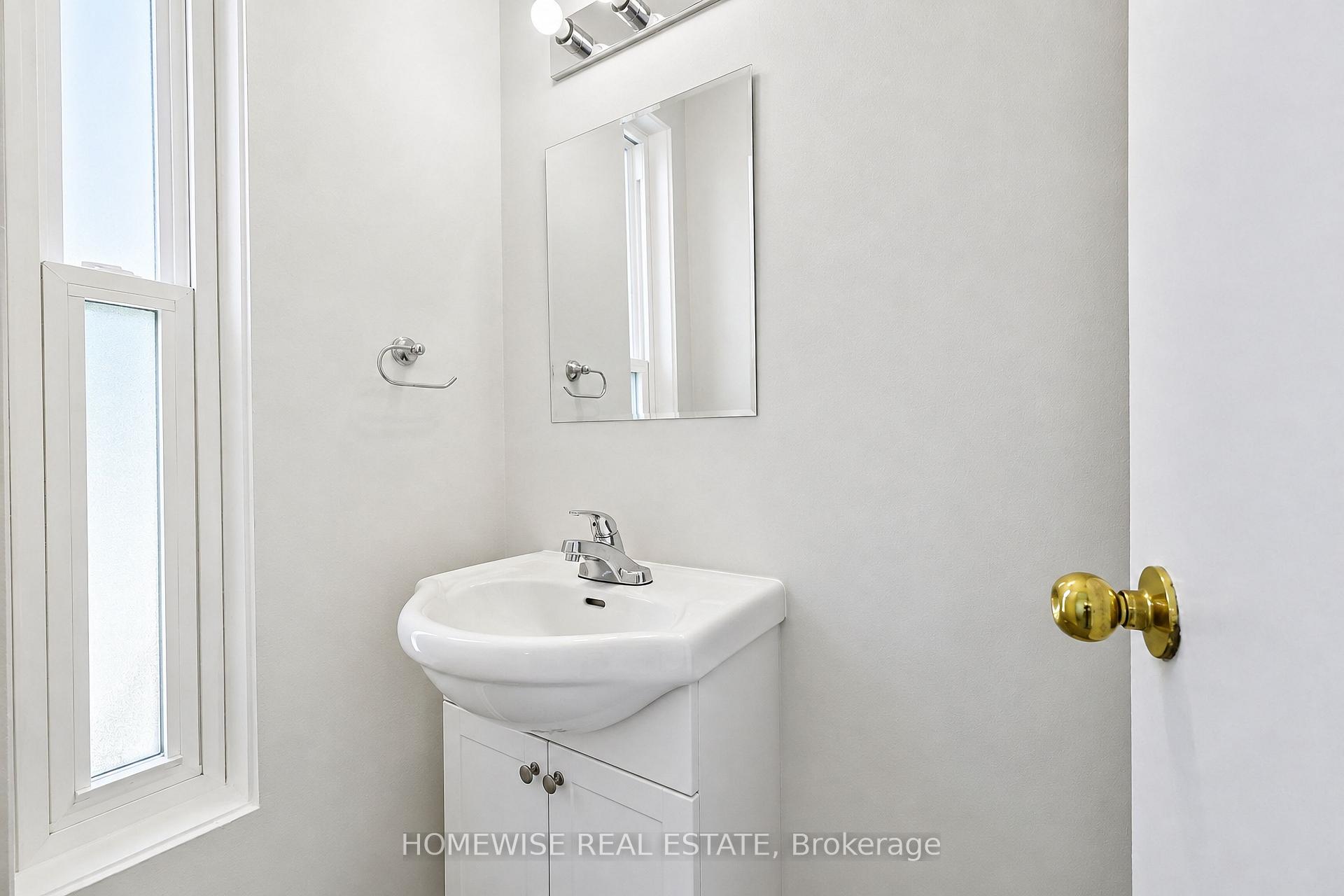 Photo 15 of Unit 33, 1400 Winding Trail, Mississauga, Applewood — HOMEH