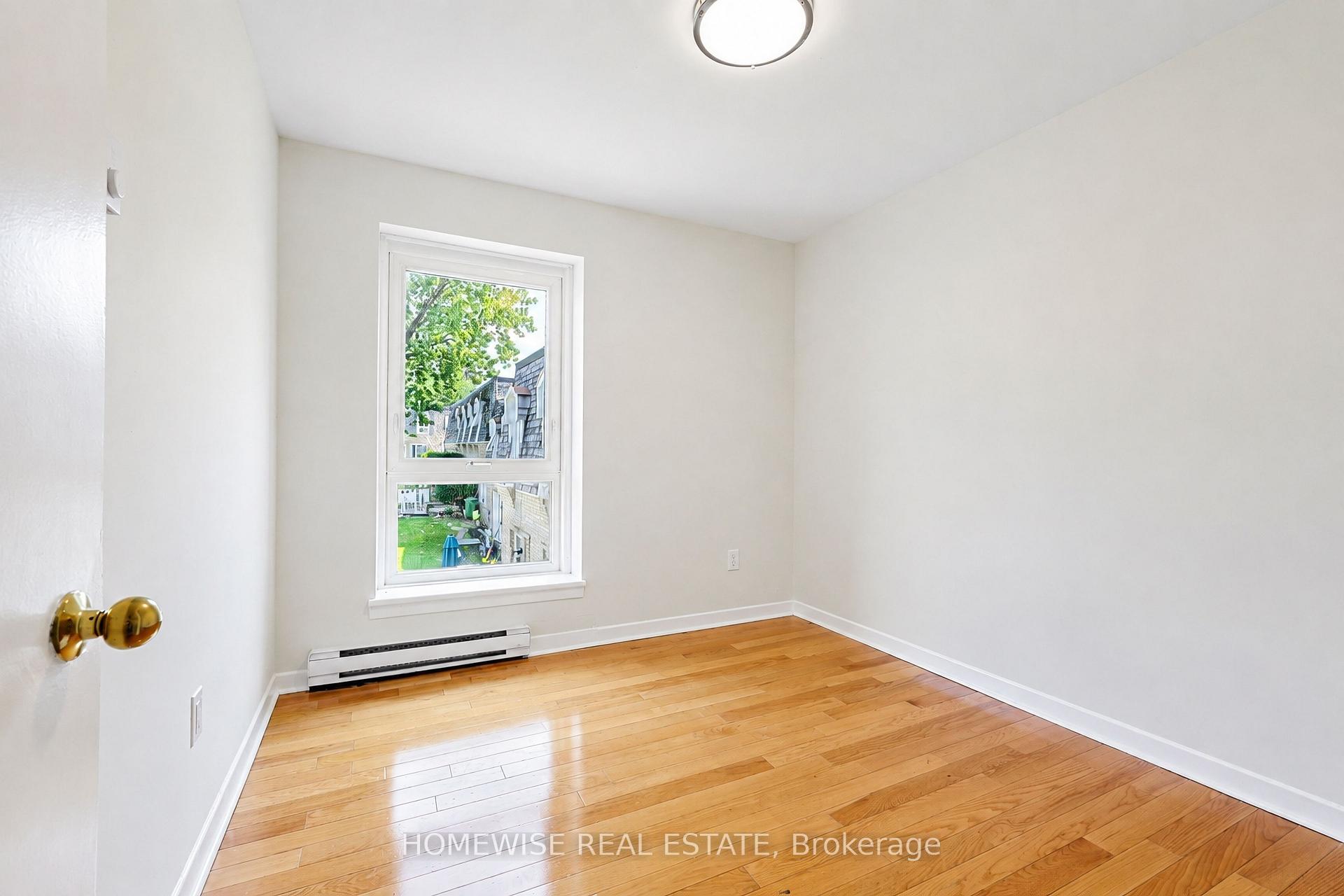 Photo 17 of Unit 33, 1400 Winding Trail, Mississauga, Applewood — HOMEH
