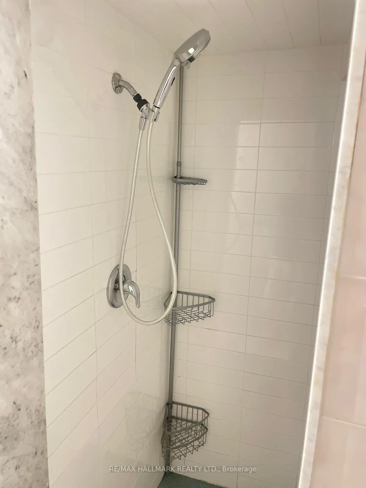 Photo 8 of Unit Basement, 31 Bellona Street, Vaughan, West Woodbridge — HOMEH