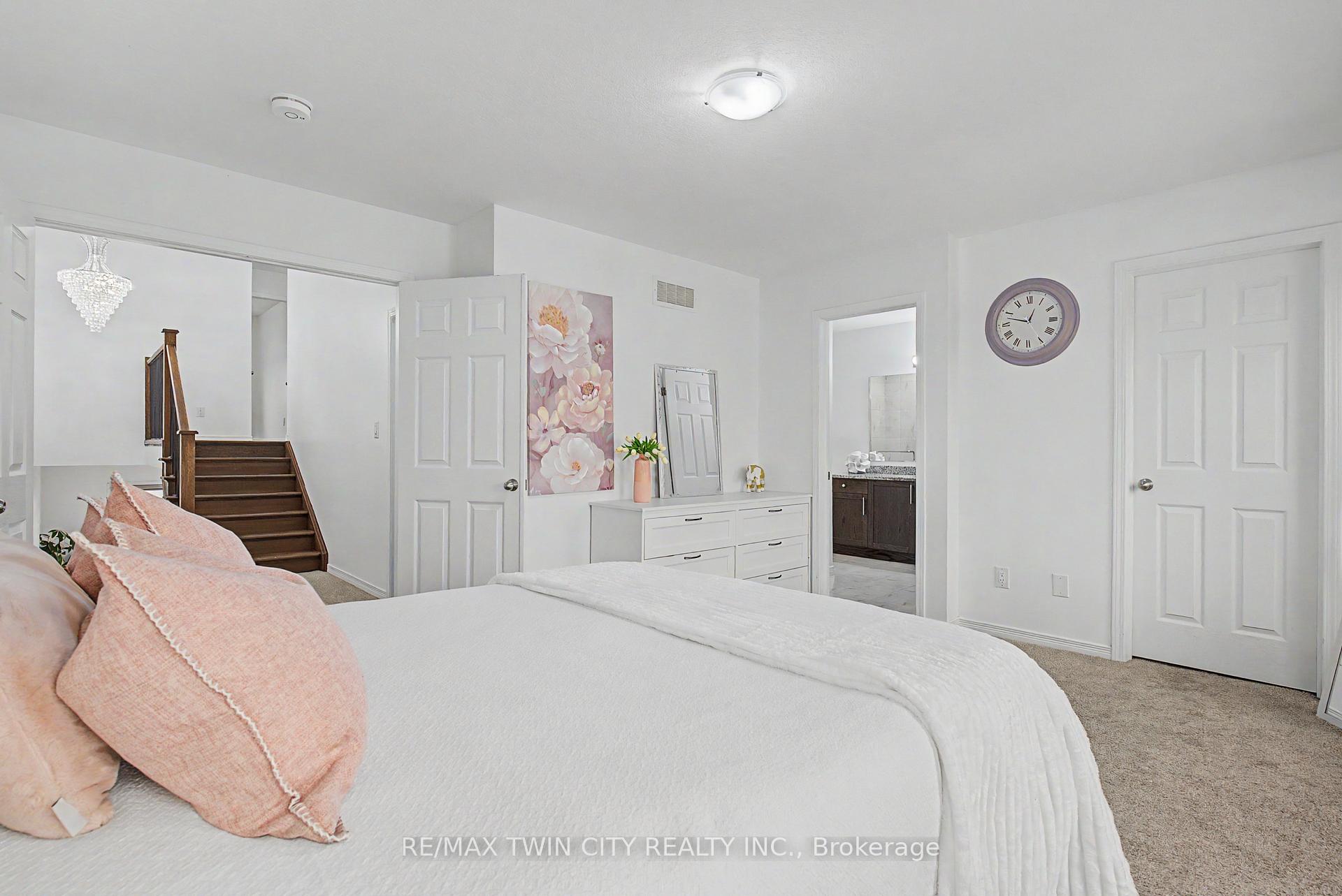 Photo 12 of 79 Beauchamp Drive, Cambridge, Blair Road — HOMEH