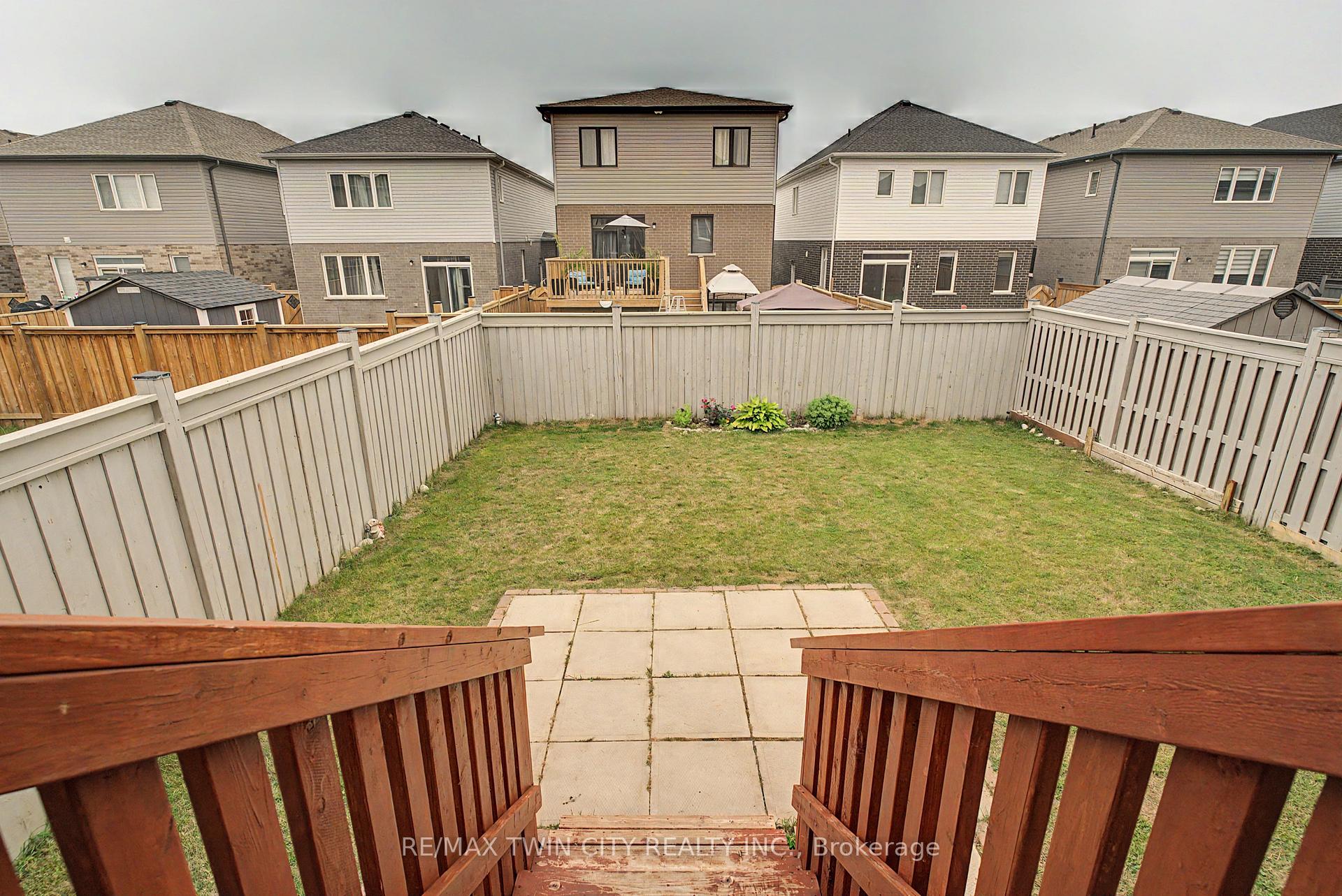Photo 36 of 79 Beauchamp Drive, Cambridge, Blair Road — HOMEH