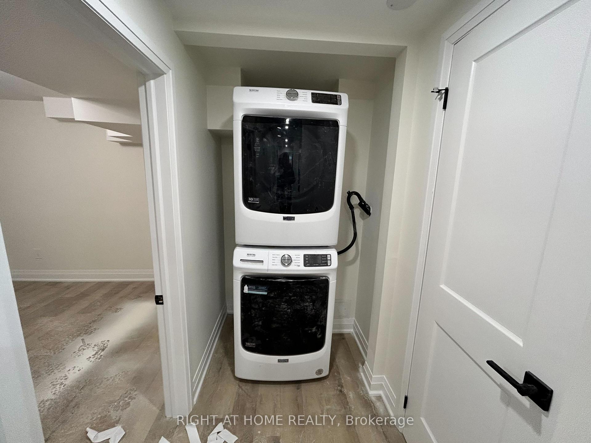 Photo 6 of 844 Crowells Street, Oshawa, Pinecrest — HOMEH