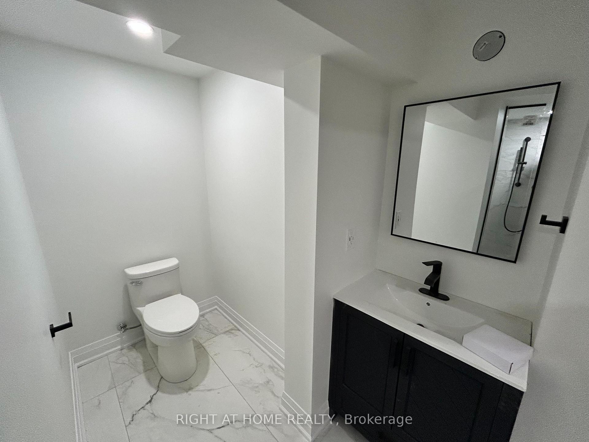 Photo 8 of 844 Crowells Street, Oshawa, Pinecrest — HOMEH