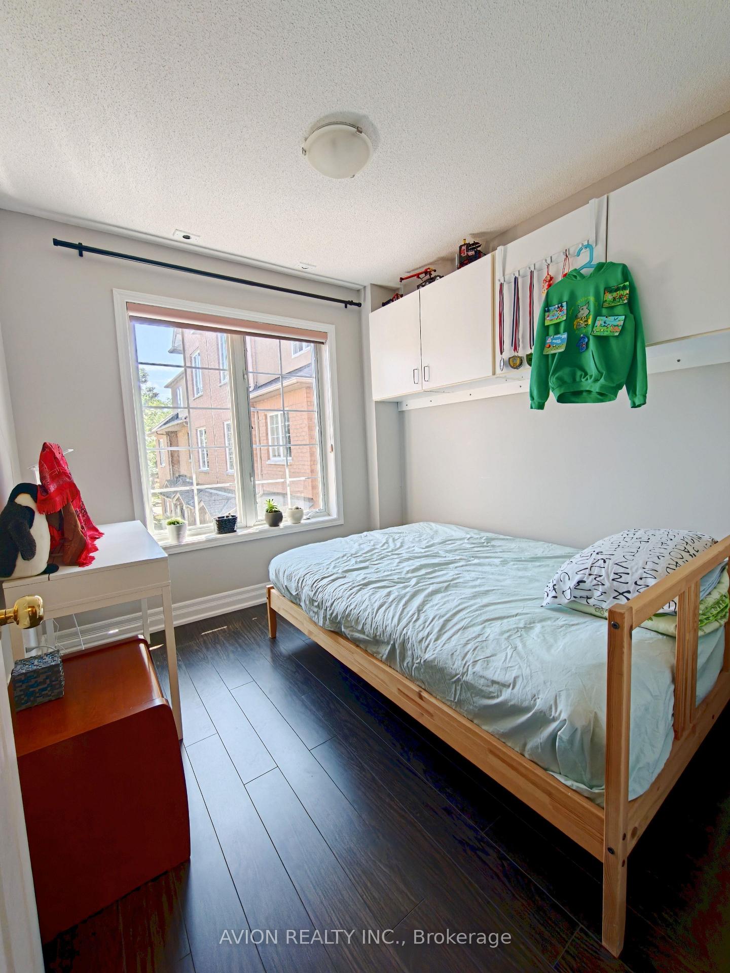 Photo 9 of Unit 9, 20 St Moritz Way, Markham, Unionville — HOMEH