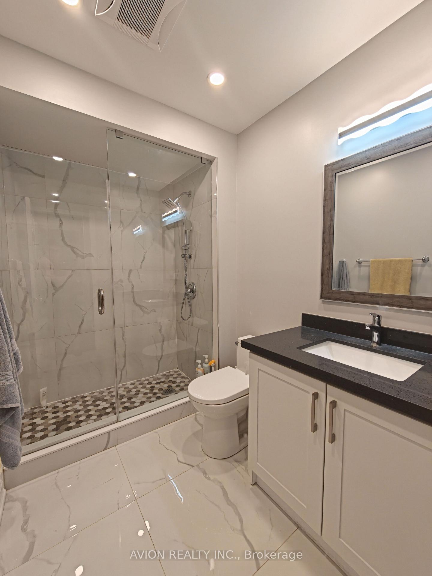 Photo 12 of Unit 9, 20 St Moritz Way, Markham, Unionville — HOMEH