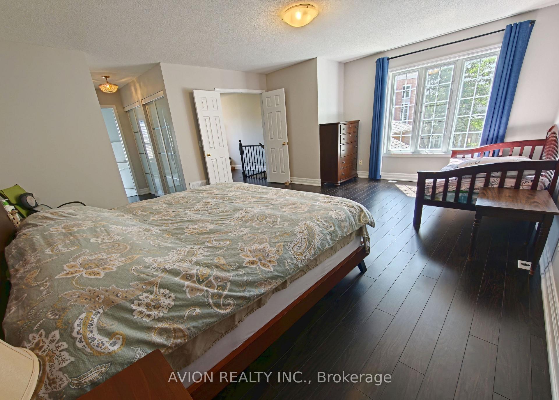 Photo 17 of Unit 9, 20 St Moritz Way, Markham, Unionville — HOMEH