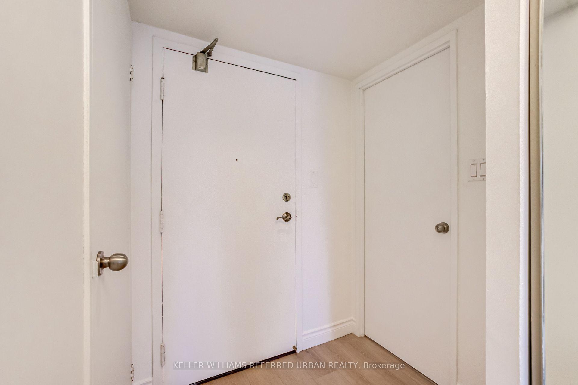 Photo 5 of Unit 2602, 633 Bay Street, Toronto, Bay Street Corridor — HOMEH