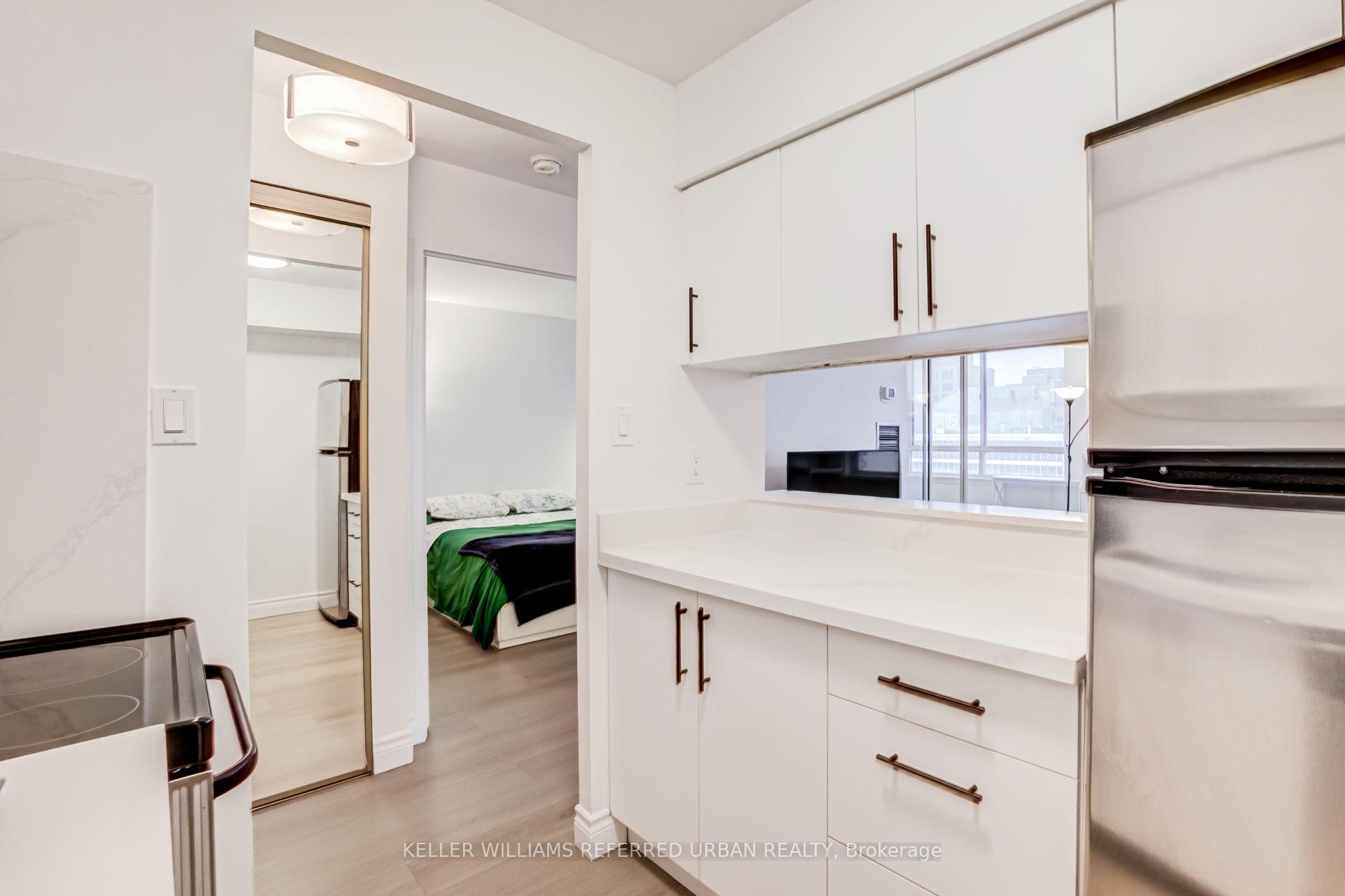 Photo 17 of Unit 2602, 633 Bay Street, Toronto, Bay Street Corridor — HOMEH