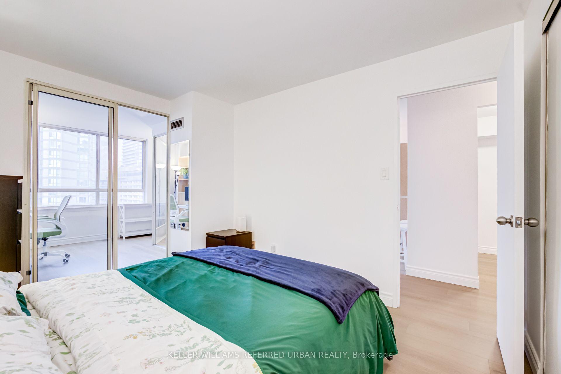 Photo 23 of Unit 2602, 633 Bay Street, Toronto, Bay Street Corridor — HOMEH