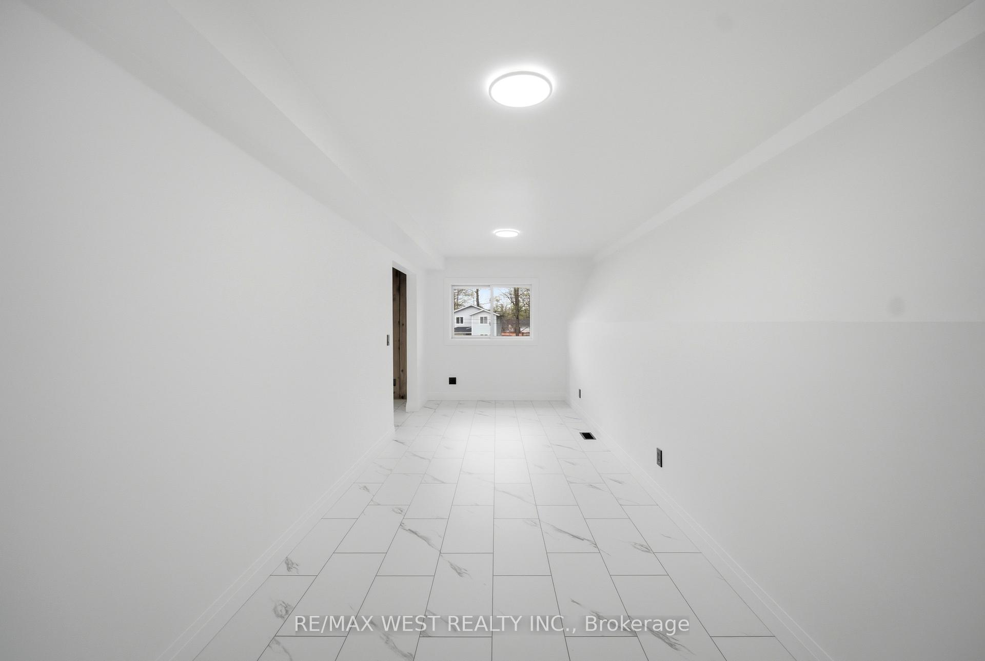 Photo 24 of 61 Antigua Drive, Wasaga Beach — HOMEH
