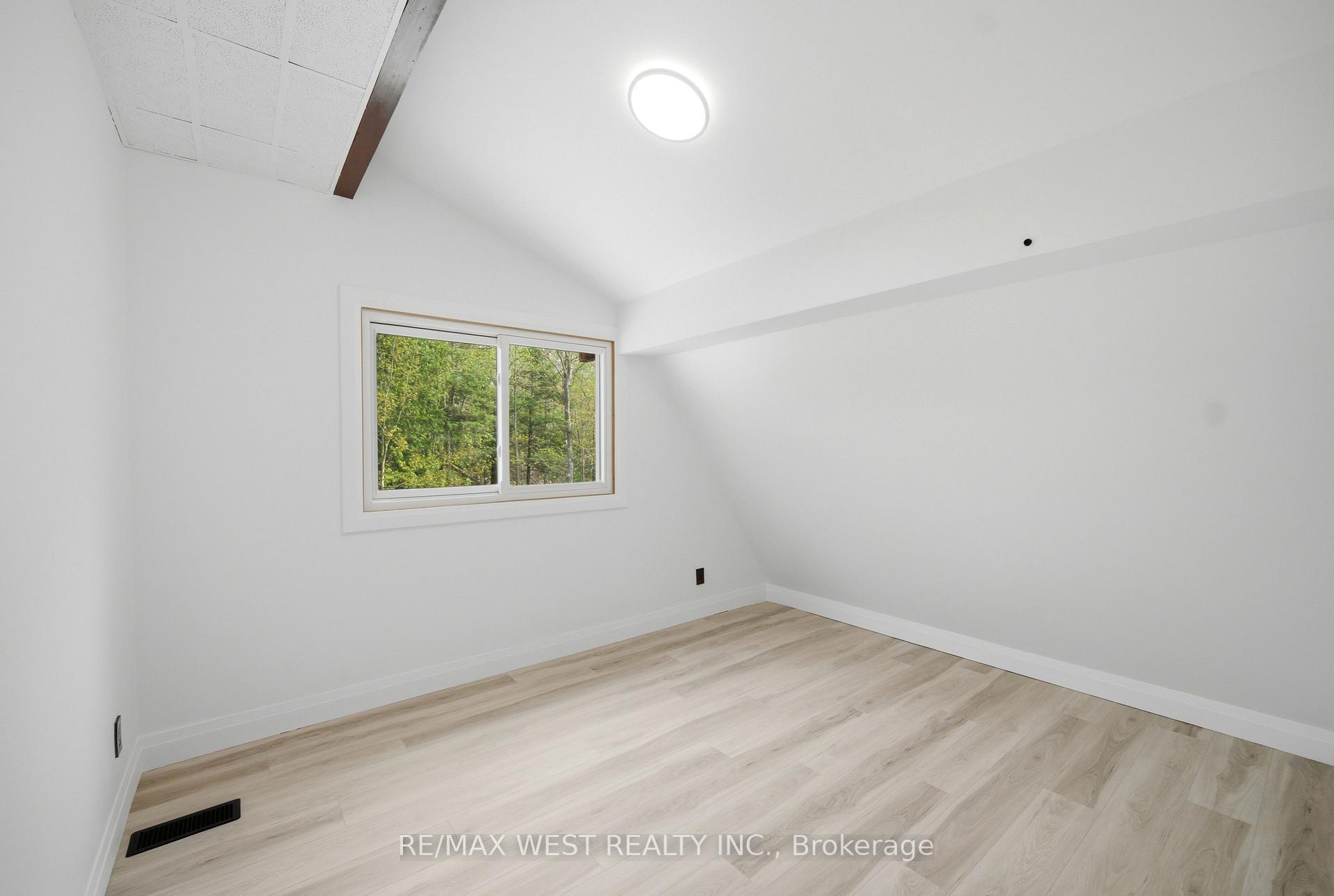 Photo 32 of 61 Antigua Drive, Wasaga Beach — HOMEH