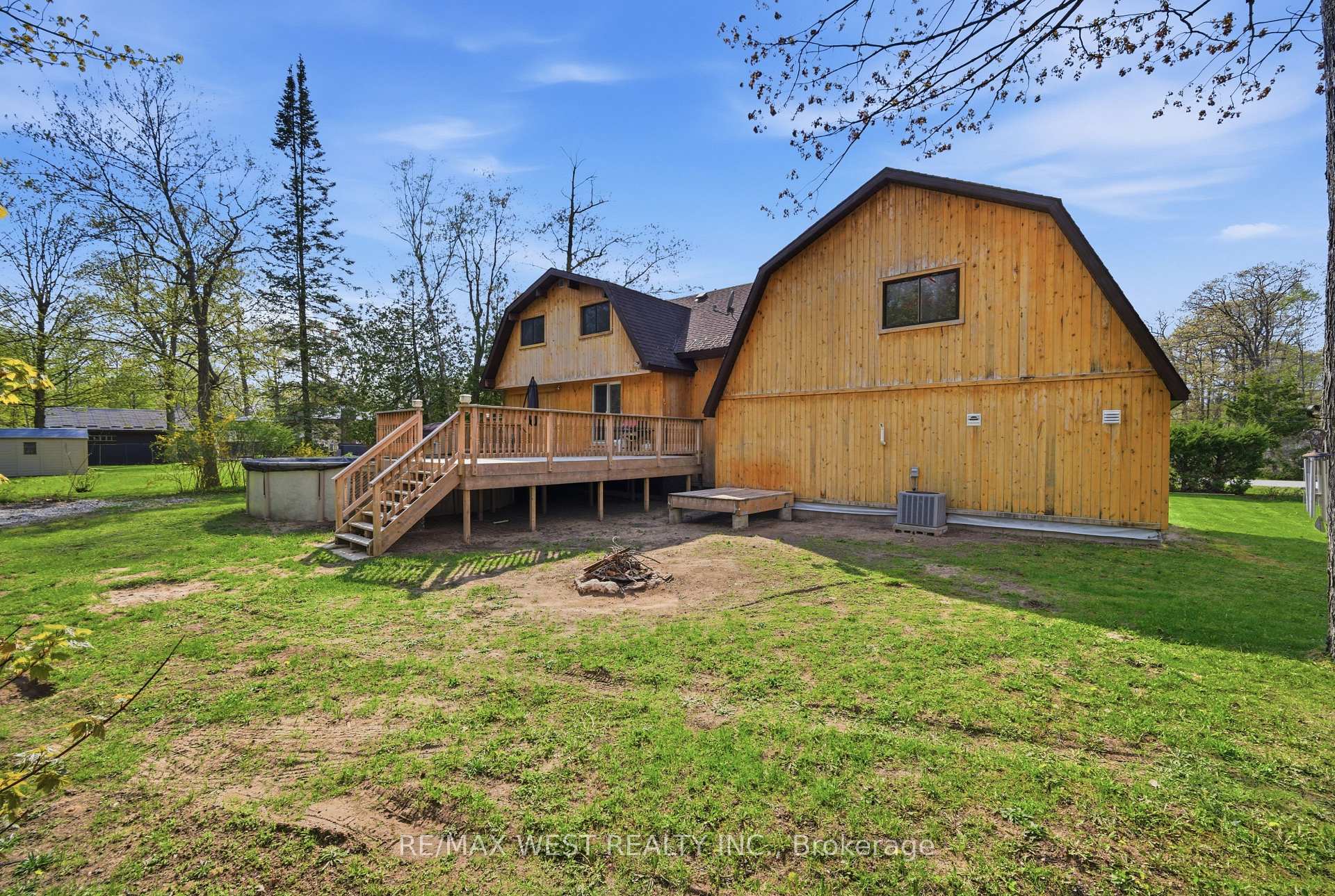 Photo 48 of 61 Antigua Drive, Wasaga Beach — HOMEH