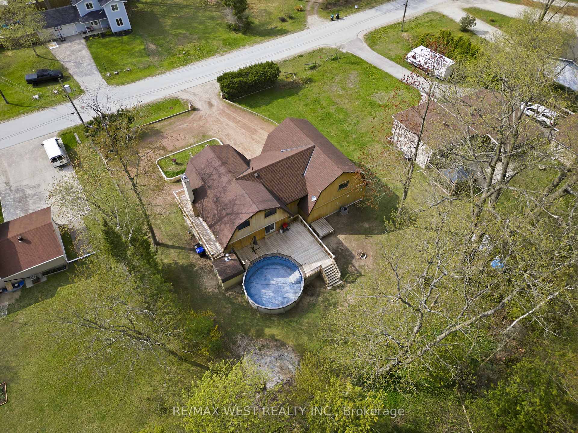 Photo 49 of 61 Antigua Drive, Wasaga Beach — HOMEH