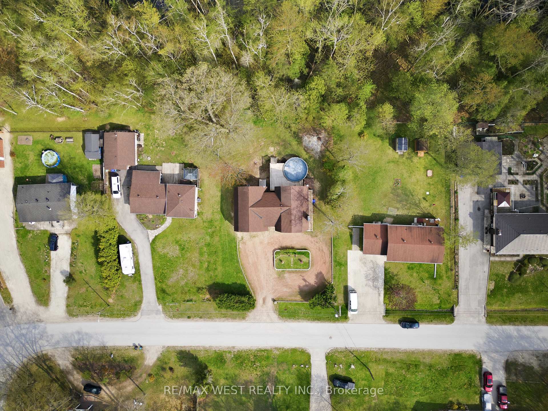 Photo 50 of 61 Antigua Drive, Wasaga Beach — HOMEH
