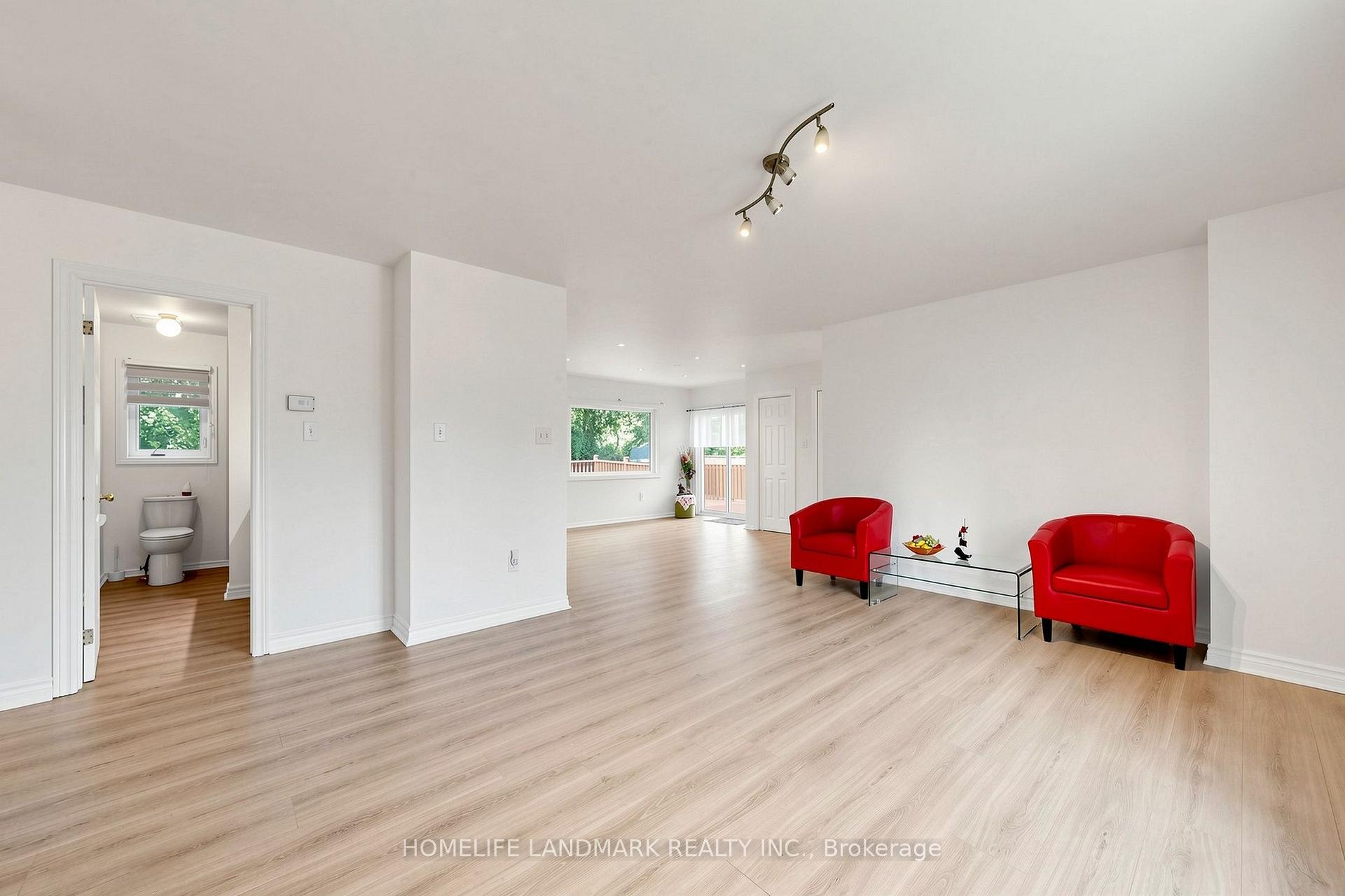 Photo 7 of 328 Winnifred Drive, Georgina, Keswick South — HOMEH