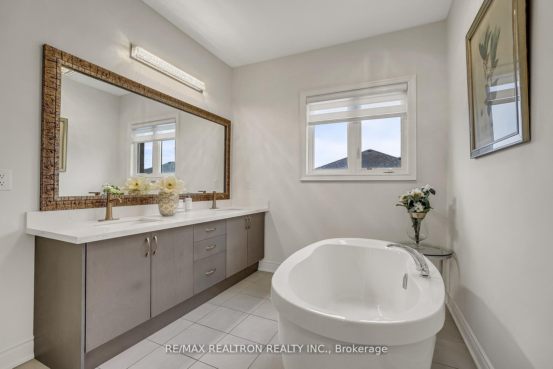 Photo 27 of 135 Prairie Rose Drive, Richmond Hill, Rural Richmond Hill — HOMEH
