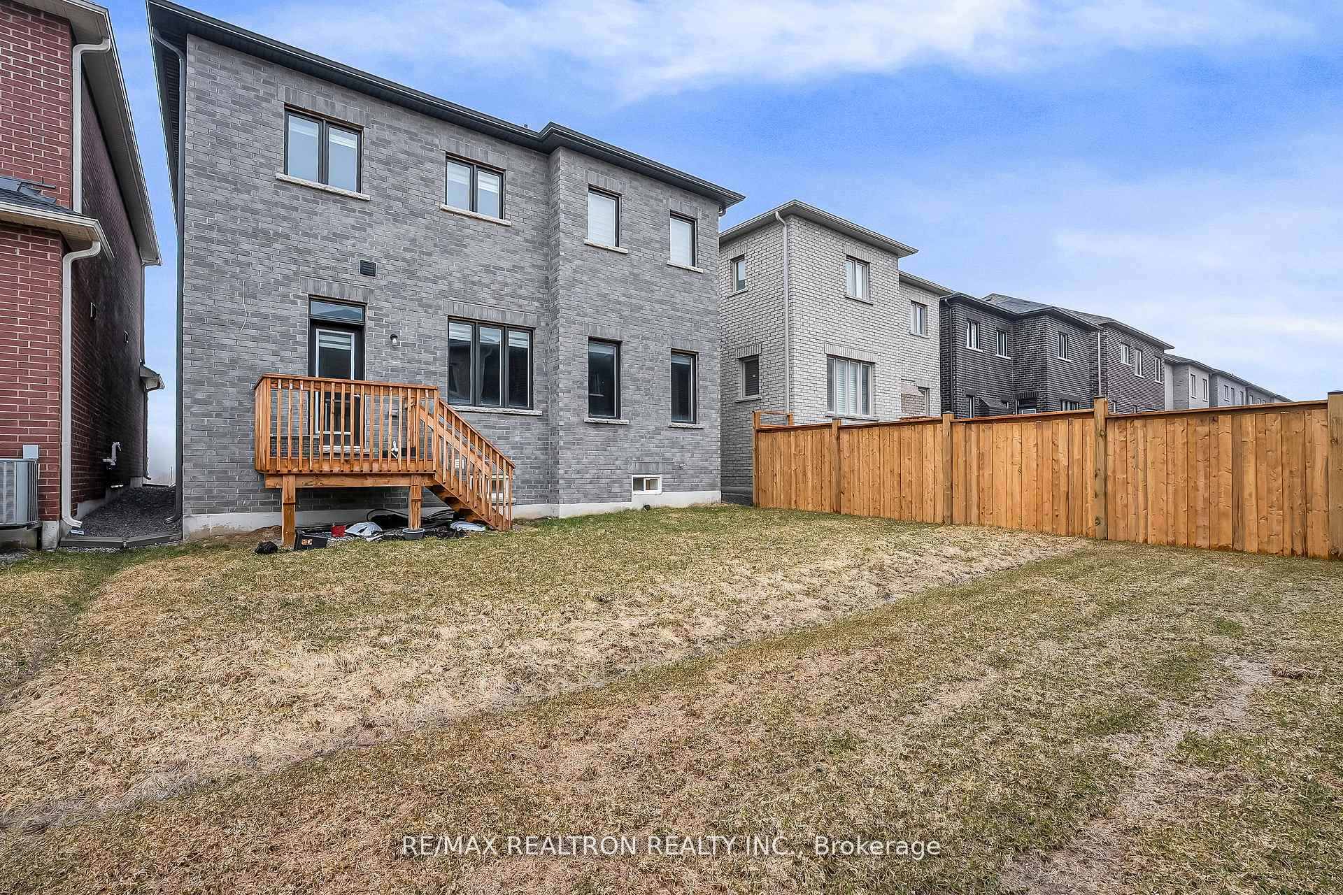 Photo 49 of 135 Prairie Rose Drive, Richmond Hill, Rural Richmond Hill — HOMEH