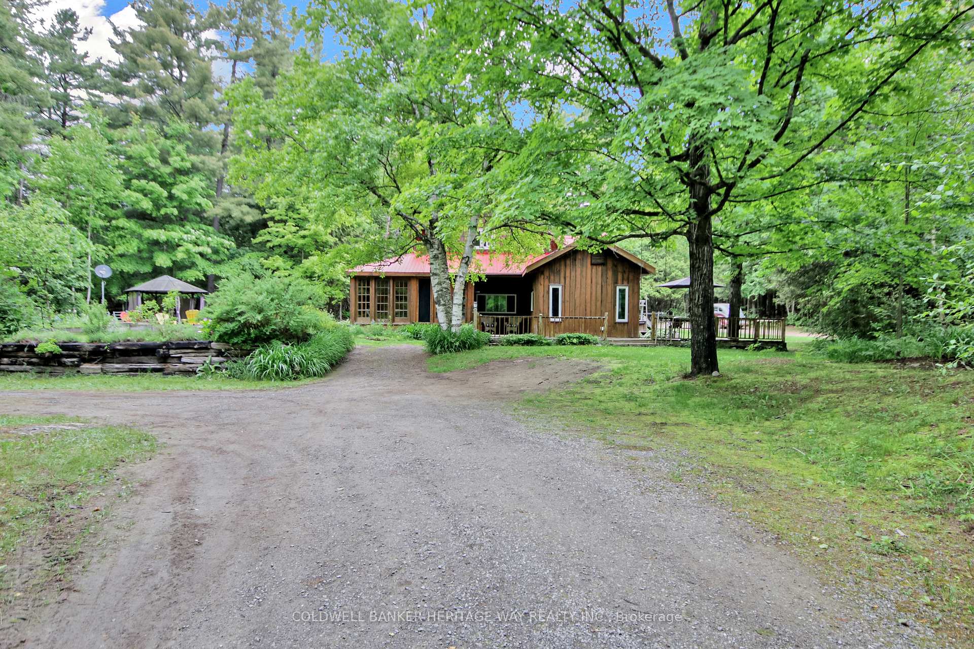 Photo 2 of 828 Ashby Road, Lanark Highlands, Lanark Highlands (Dalhousie) Twp — HOMEH