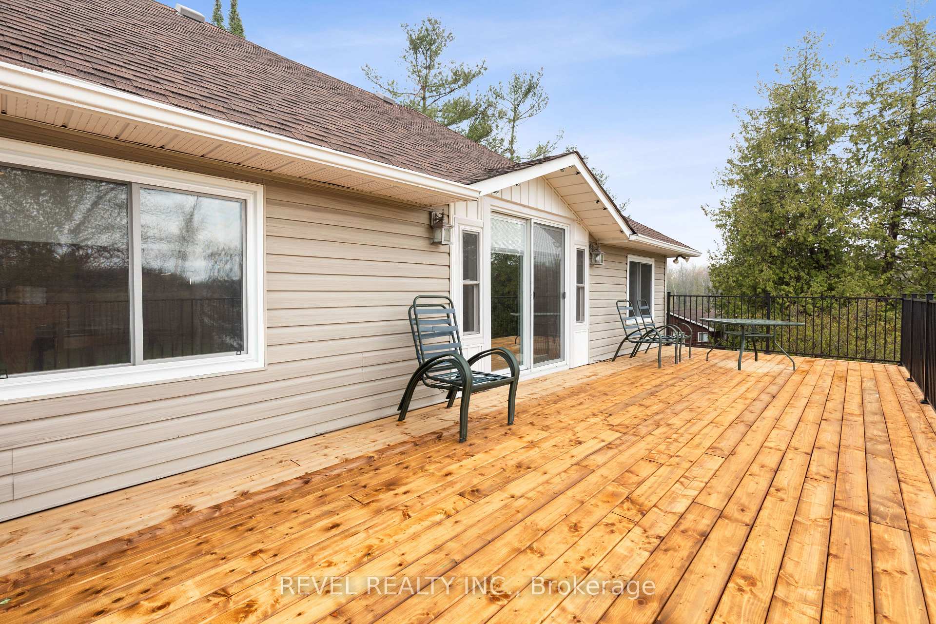 Photo 25 of 106 Coldstream Road, Kawartha Lakes, Fenelon Falls — HOMEH