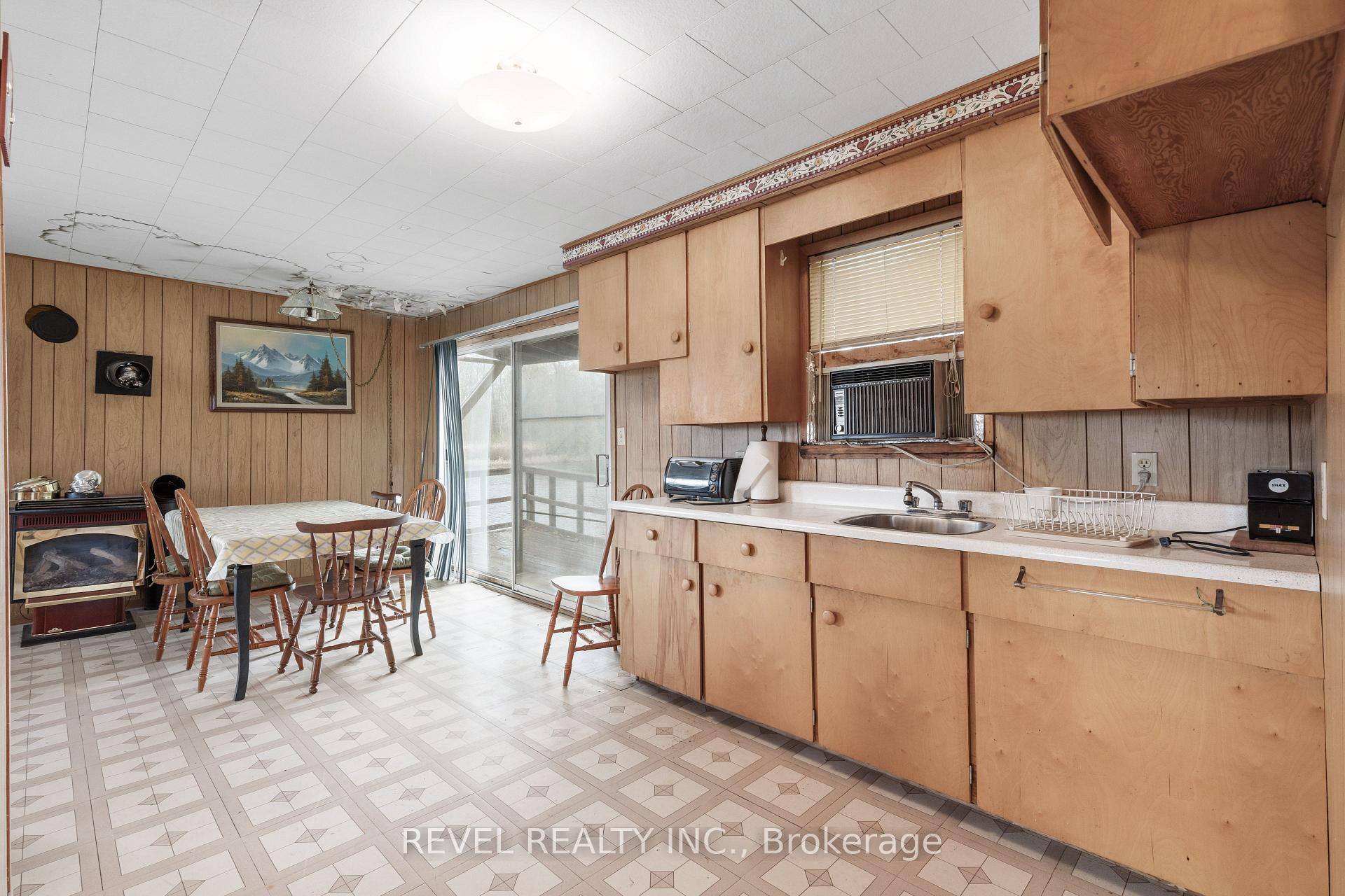 Photo 34 of 106 Coldstream Road, Kawartha Lakes, Fenelon Falls — HOMEH